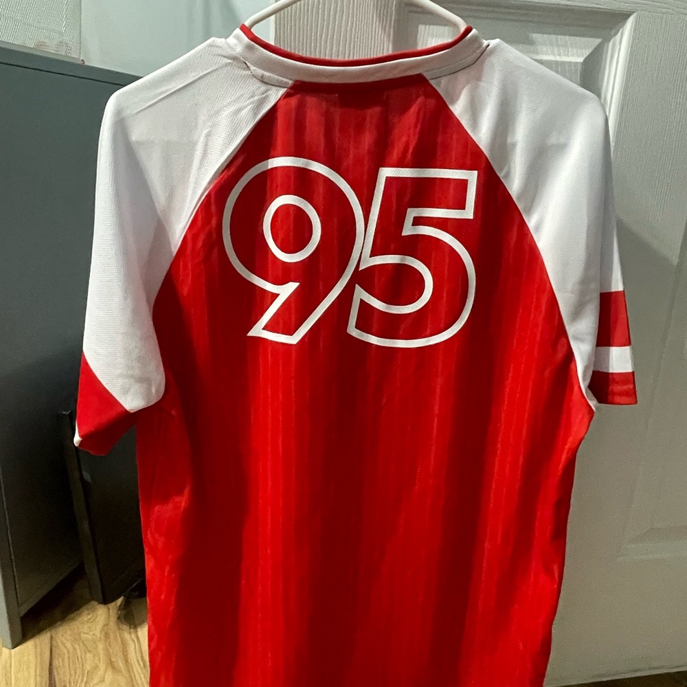 NWT Red and White Box Lunch Pixar Pizza Planet Sports Jersey with Number 95